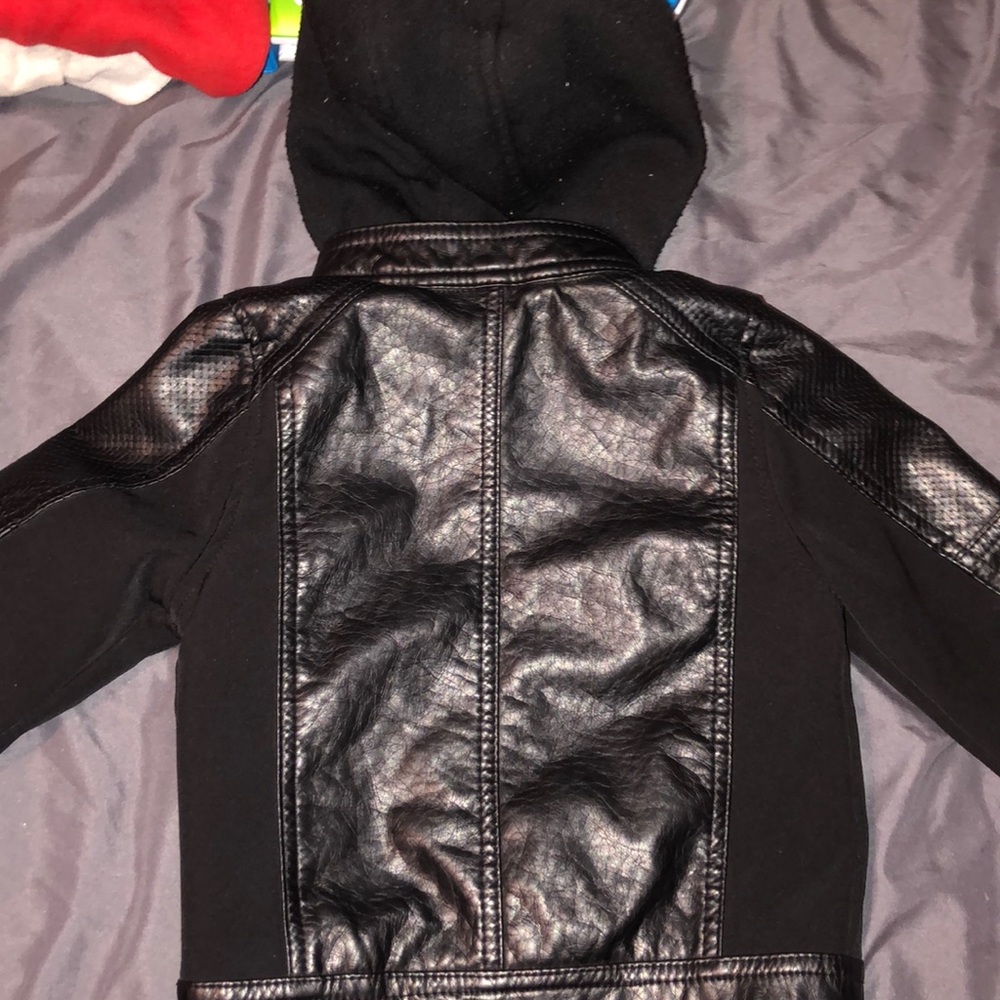 Jacket - Picture 5 of 5